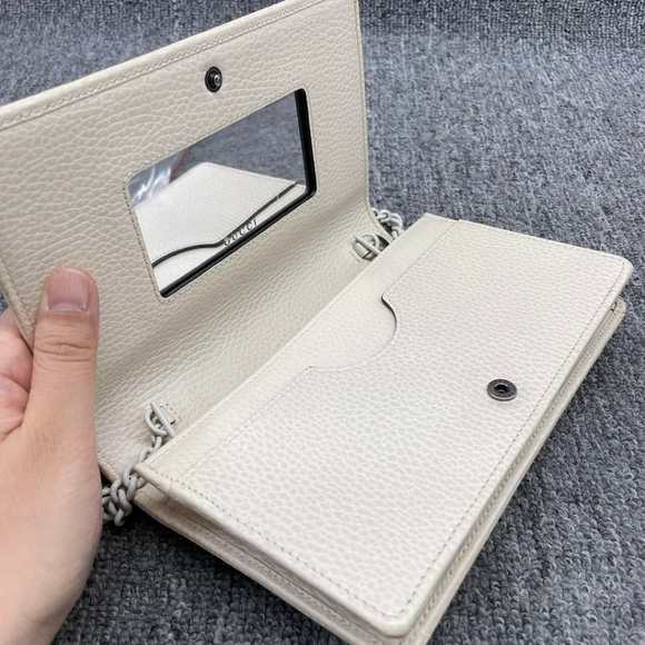 100% Authentic GUCCI Soho Wallet on Chain Leather Shoulder Bag - Picture 12 of 14